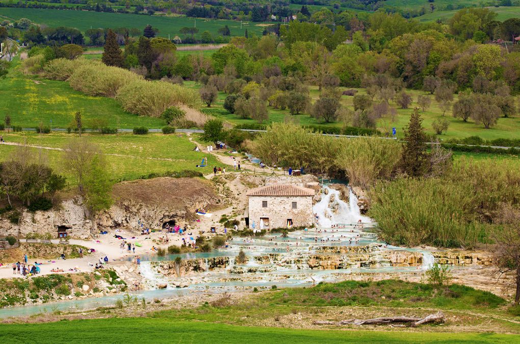 view-of-tuscanian-spa-town-saturnia