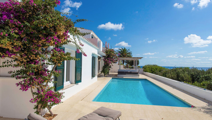 villas for rent on Menorca near Mahon villa oriente